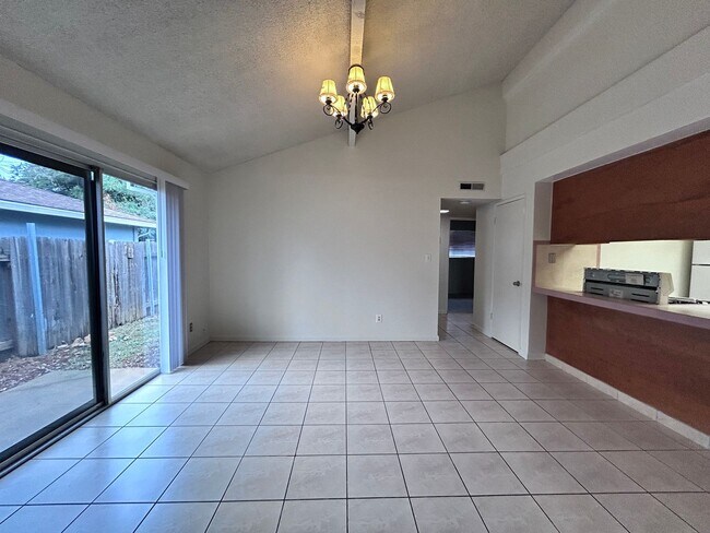 Foto del edificio - 10149-10151 Satow Drive