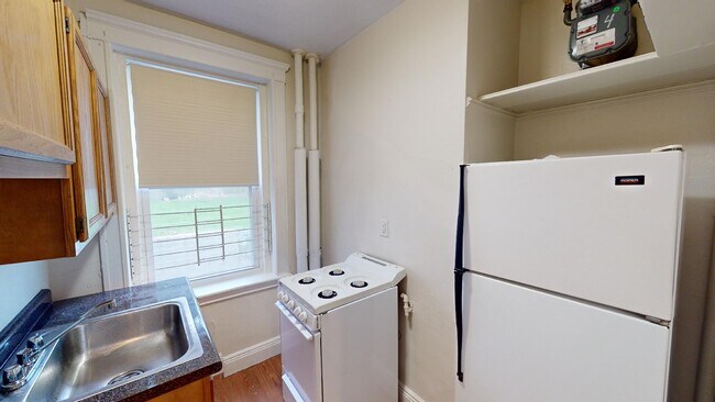 Building Photo - 15 Walbridge St