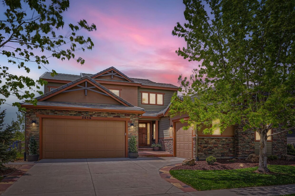 Foto principal - Luxury Living with Front Range Views, Hot ...
