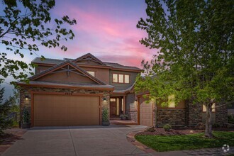 Building Photo - 3656 Yale Dr