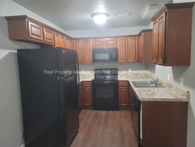 Foto del edificio - 2006 Ingalls Ln