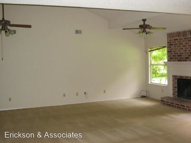 Building Photo - 4 br, 2 bath House - 9213 Independence Loop