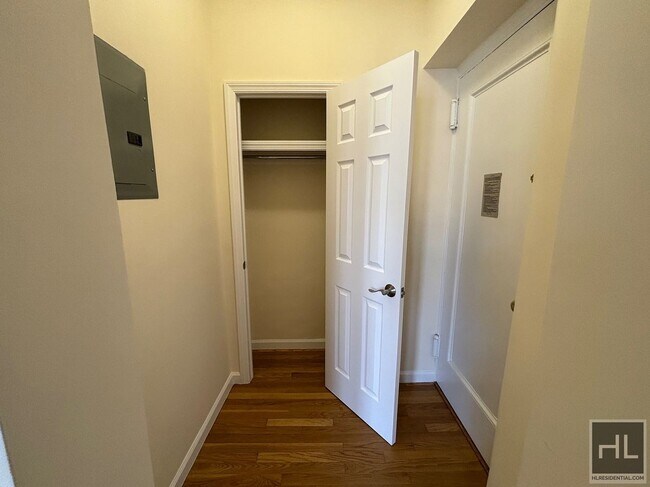 Foto del edificio - WEST 72 STREET