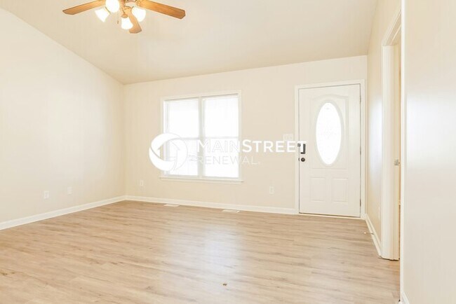 Foto del edificio - 3 Bedroom Pet-Friendly Home in Thomasville, NC with Main Street Renewal