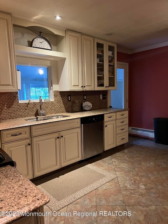 Foto del edificio - 607 Washington St