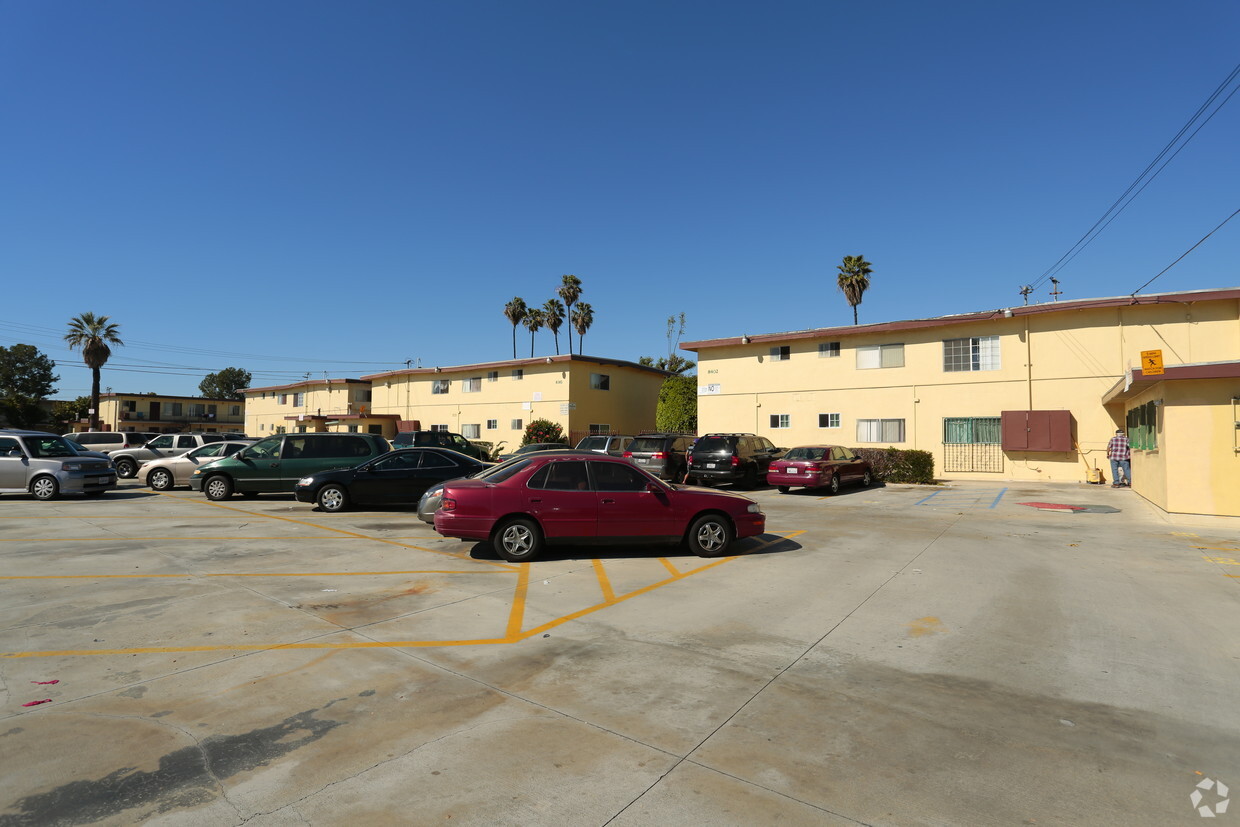 Building Photo - Westminster Apartments