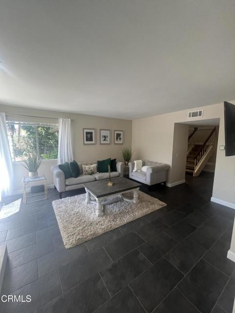 Building Photo - 2065 Ironbark Dr