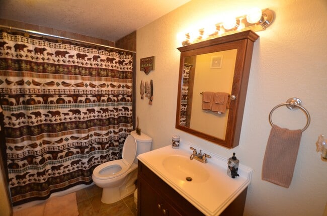 Building Photo - 410 Tenderfoot St
