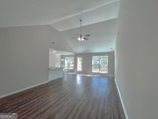 Foto del edificio - 354 S Bridgeport Dr