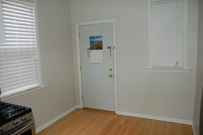 Foto del edificio - 1668 W Edgewater Ave