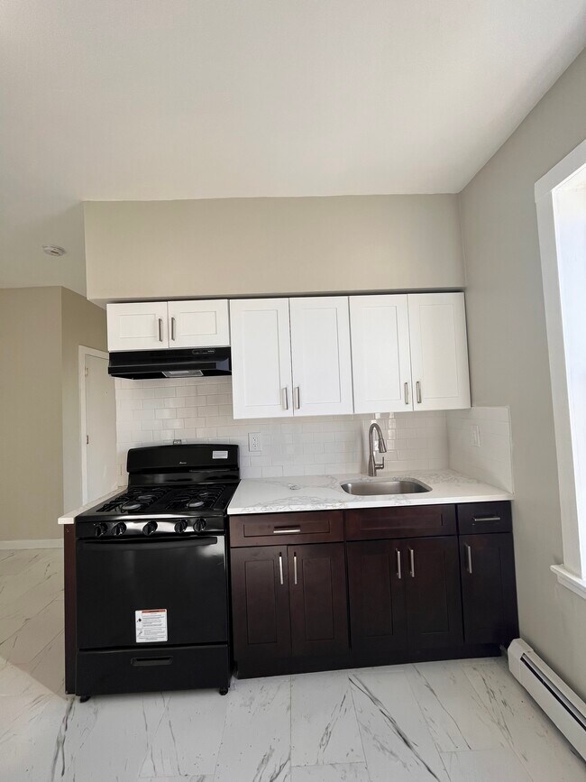 Unit 3R - 470 21st St