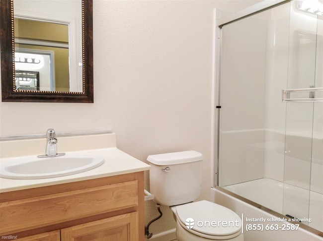Foto del edificio - 511 Summer Ln