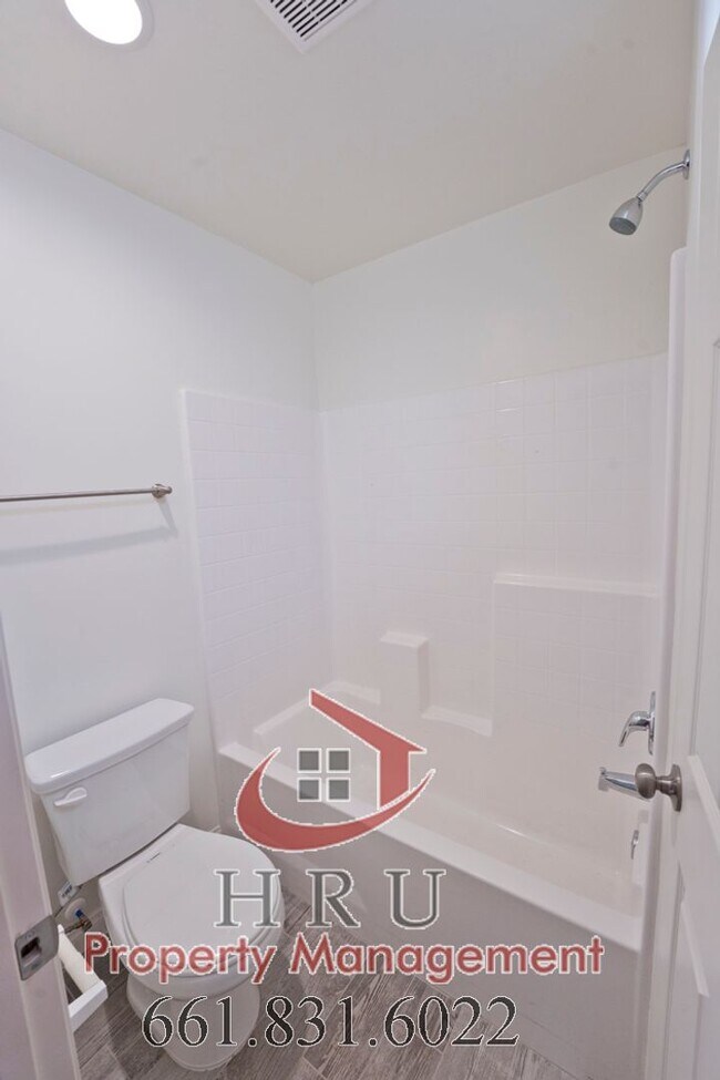 Foto del edificio - 514 Covey Ave