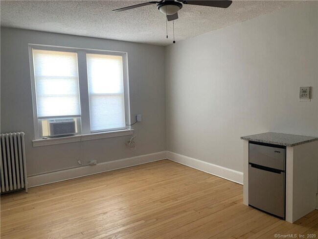 Foto del edificio - 100 Howe St