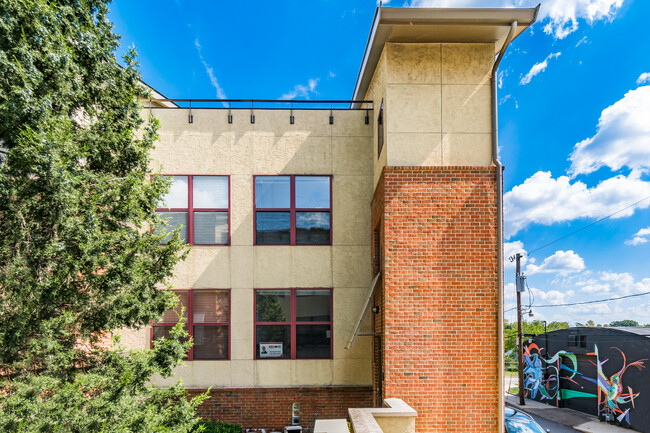 Rich Street Walk - 587 E Rich St