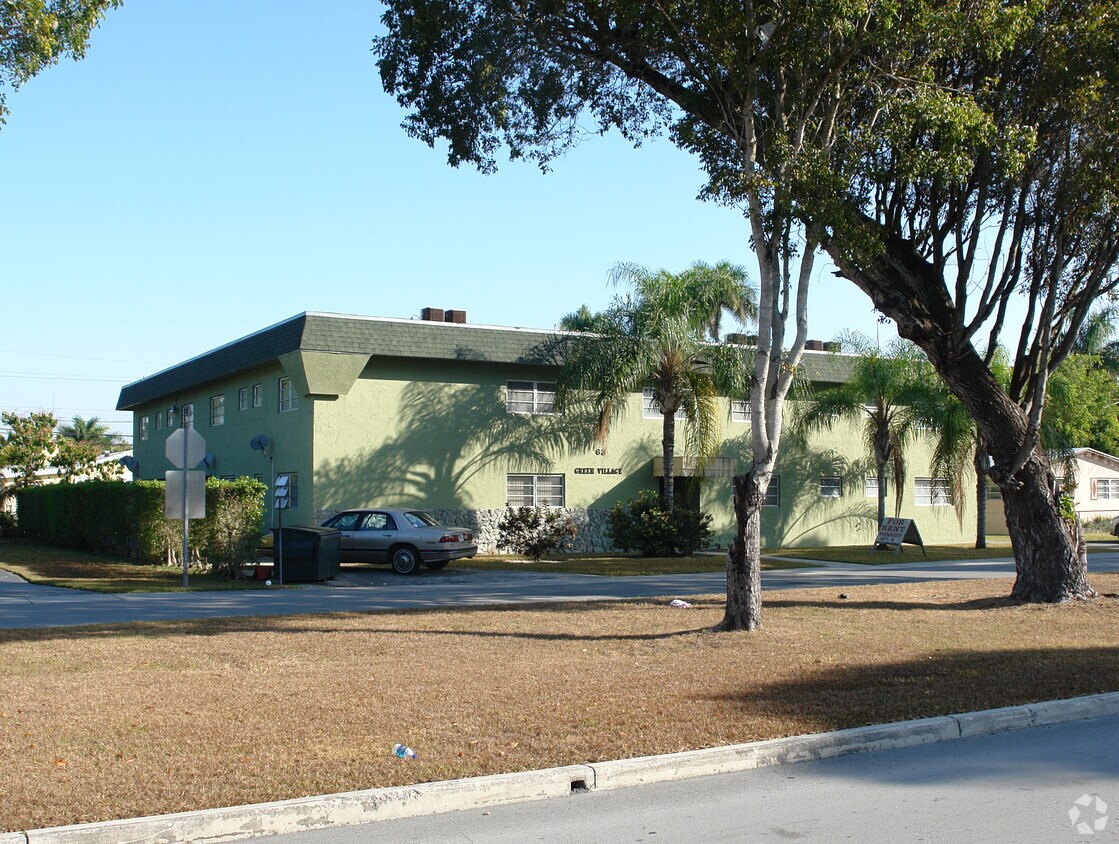 Primary Photo - 63 NE 10th St