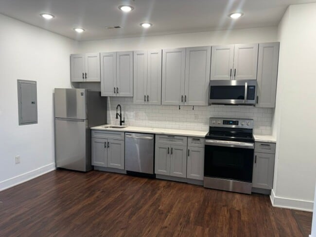 Photo - 3213 W Susquehanna Ave Apartment