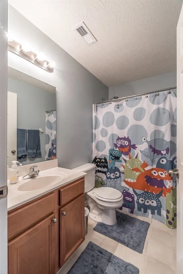 Foto del edificio - 1070 Larkspur Ct