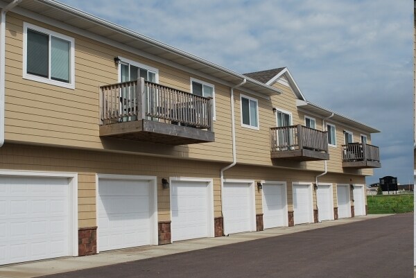 Foto principal - Jackson Heights Apartments & Townhomes