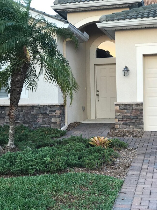 Foto del edificio - Stoneybrook 4BR/3BA Single Family Home in ...