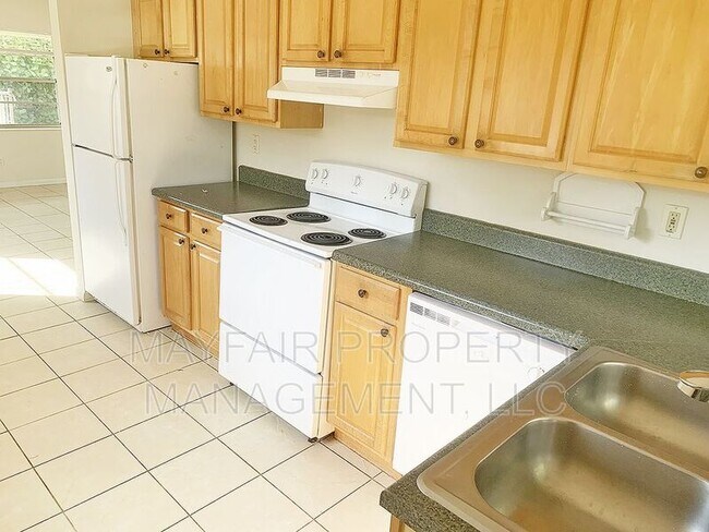 Foto del edificio - 105 SW 10th St