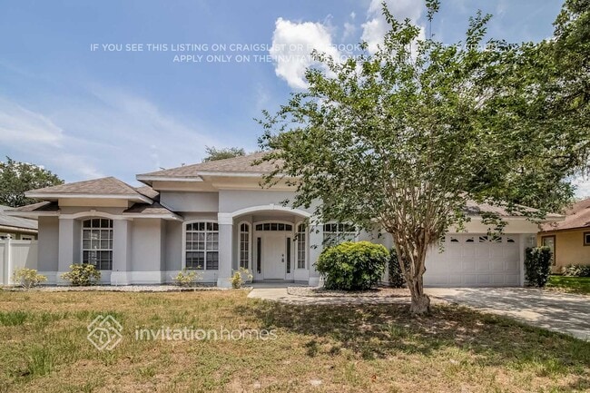 Building Photo - 750 W Artesia St