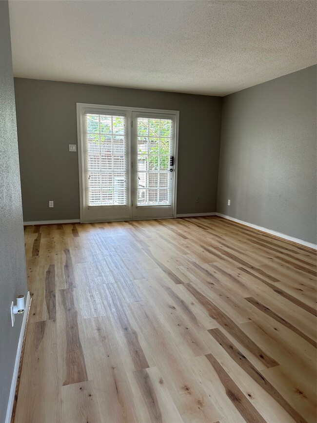 Building Photo - 14567 Still Meadow Dr
