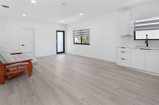 Foto del edificio - 1013 SW 9th Ave