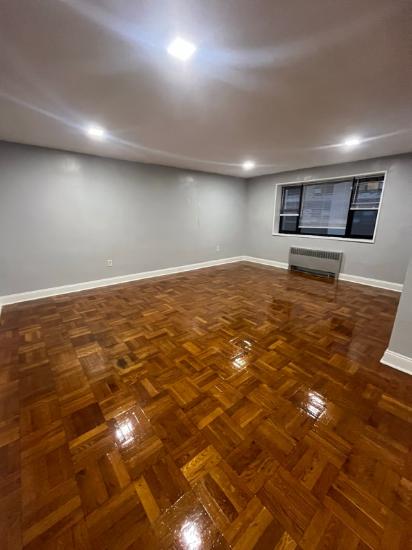 Building Photo - 56 S Munn Ave