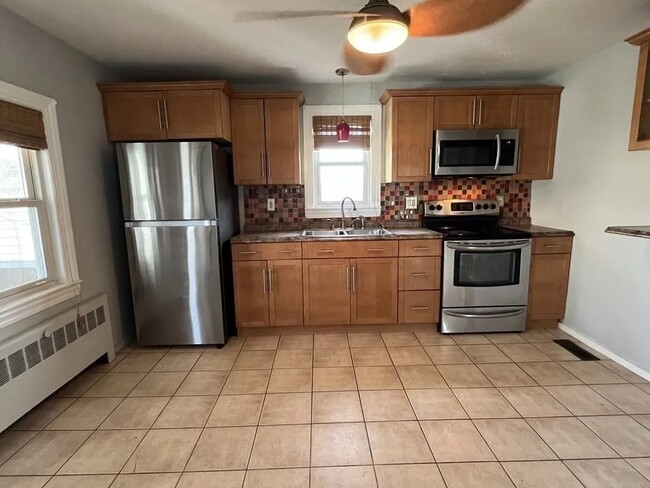 Photo - 39 Phebe Ave House