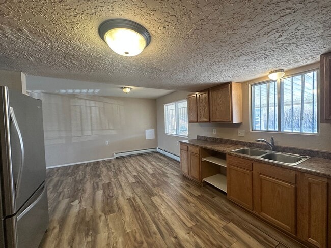 Foto del edificio - 3 Bedroom 2 Bathroom Top Level Duplex available for rent in Aztec, NM