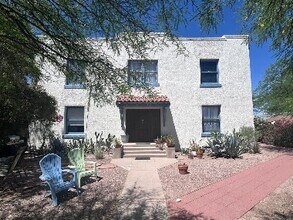 Building Photo - 150 E 16th St