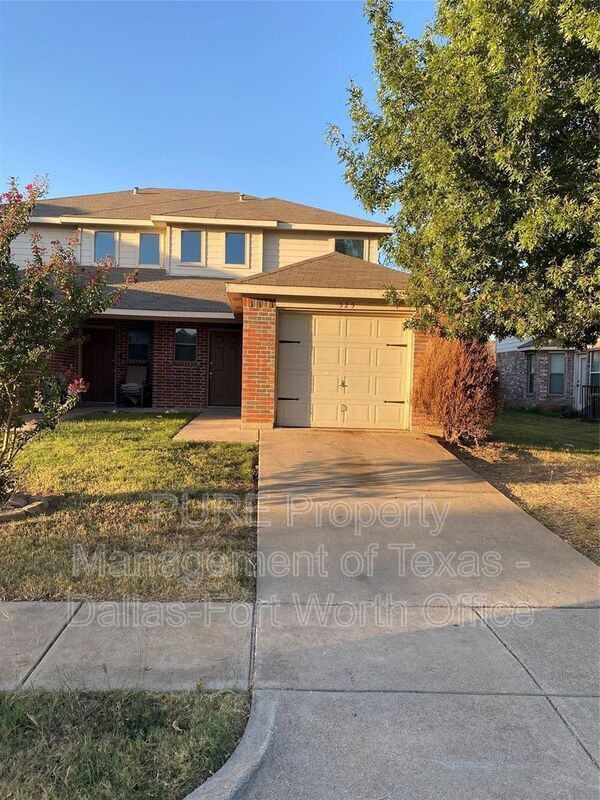 Foto principal - 525 Mast Ct