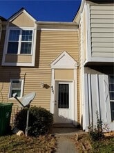 Building Photo - 457 Prince of Wales