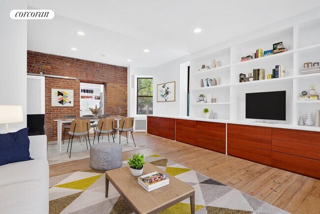Foto del edificio - 300 W 17th St
