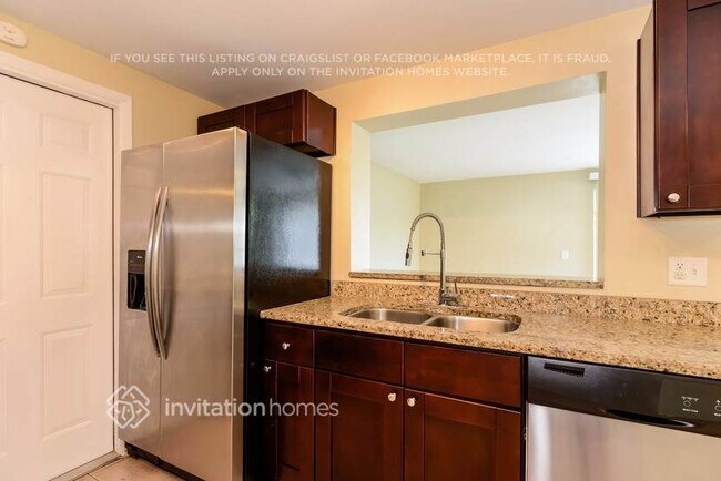 Foto del edificio - 6419 Willow Wood Ct