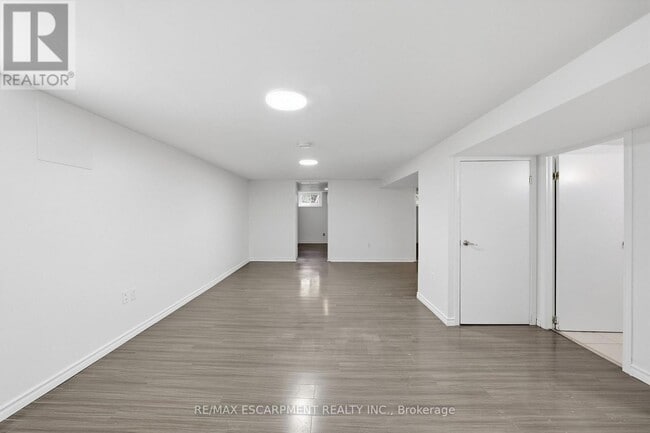 Building Photo - 292 Bogert Ave