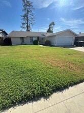 Building Photo - 1036 S Noyes St