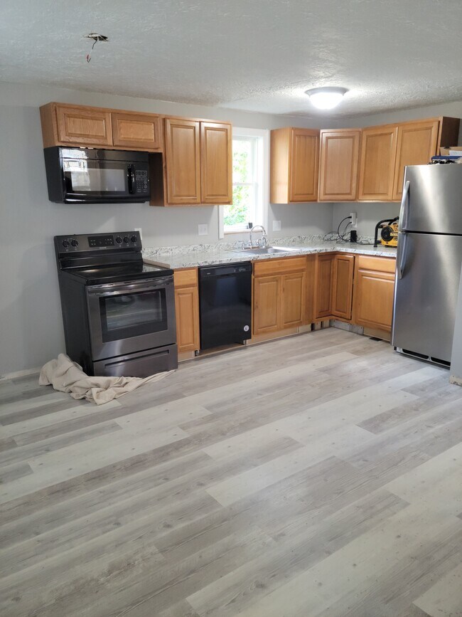 46 Juniper Rd, North Attleboro, MA 02760 Townhome Rentals in North