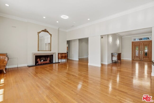 Foto del edificio - 510 Toyopa Dr