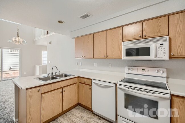 Foto del edificio - 21487 E 47th Ave