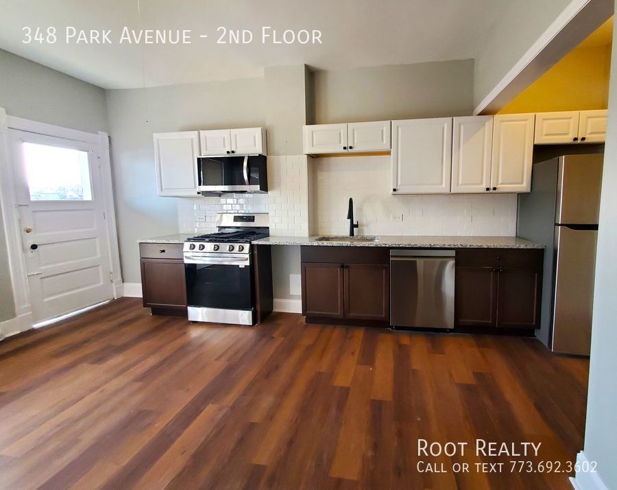 Primary Photo - Downtown Glencoe - Updated 2-Bdrm / 1-bath...