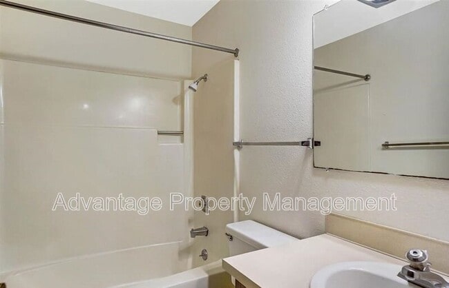 Foto del edificio - 1445 NW Division St