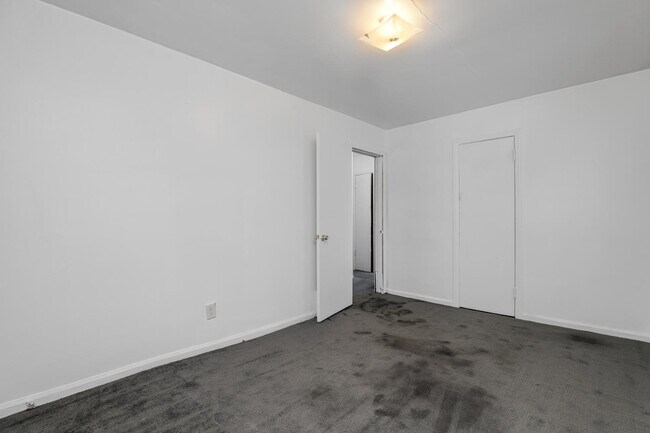 Foto del edificio - 17552 Ferguson St