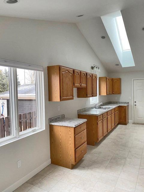 Foto del edificio - 3121 Cherry Tree Ln