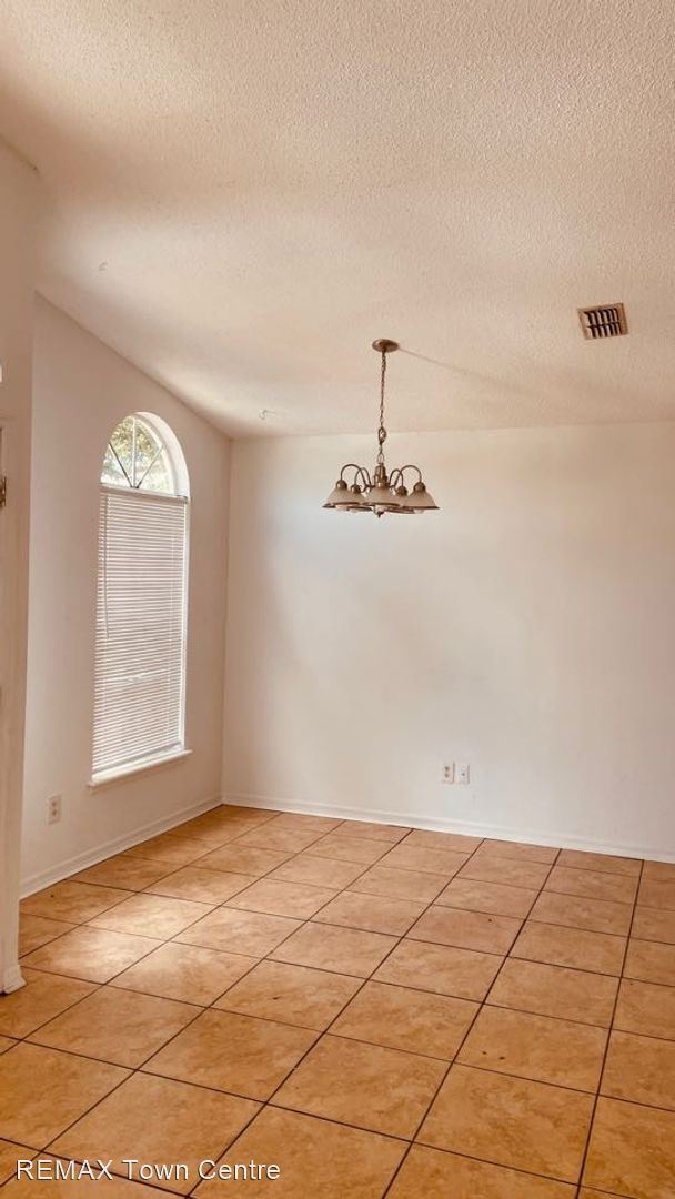 Foto del edificio - 3 br, 2 bath House - 124 Deer Song Dr