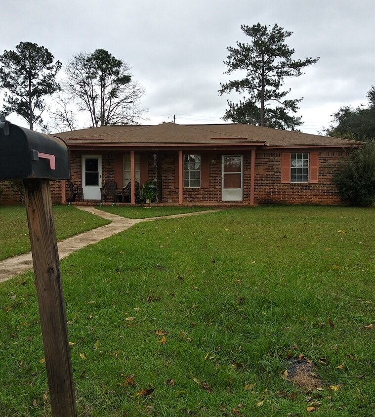 Primary Photo - 1014 Davidson Dr