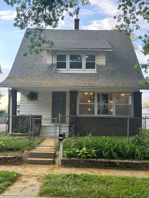 Foto principal - 1525 11th Ave