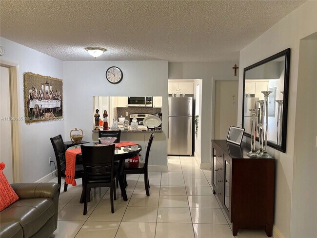 Photo - 9714 Hammocks Blvd Apartment