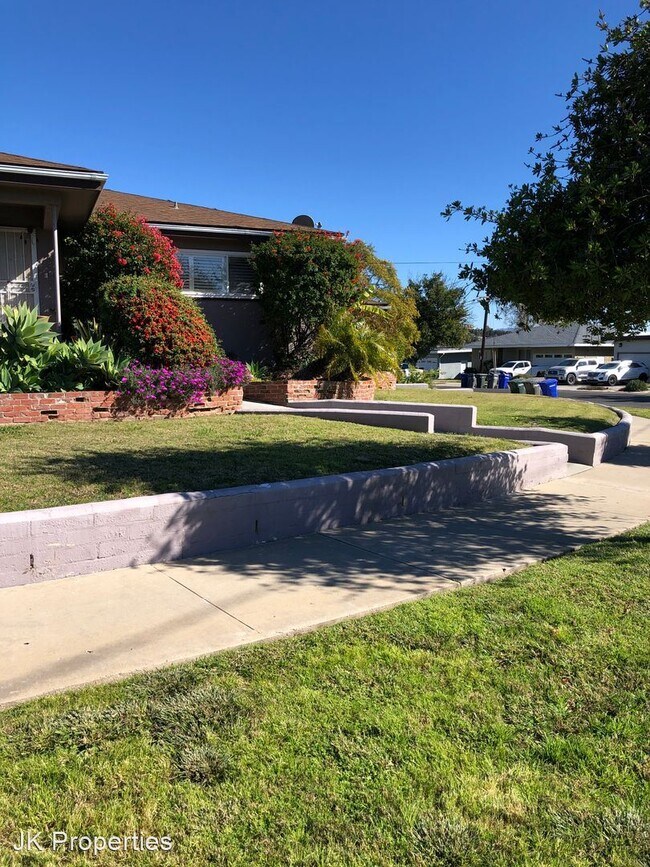 Building Photo - 3 br, 2 bath House - 6729 Rolando Knolls Dr